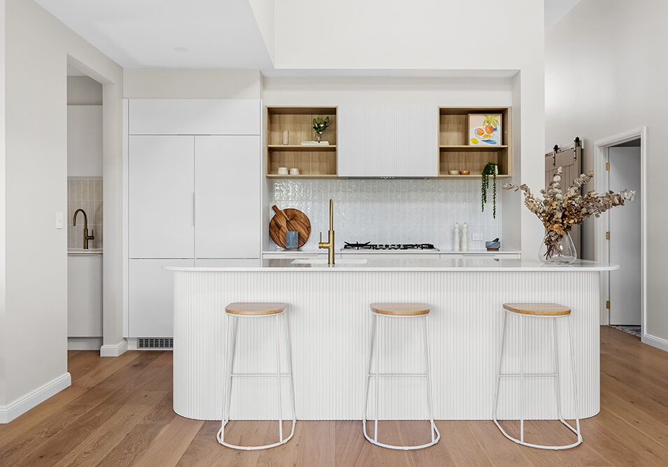 gallery-easton-260-goldcoast-kitchen